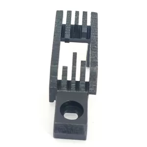 DENTE DE FECHAMENTO LATERAL DE BRAÇO COM 3 AGULHAS SÉRIE B920 - 150677-001