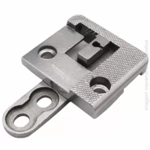 CONJUNTO DA CHAPA E DENTE DA MAQUINA DE BRAÇO PFAFF 335 - 46498, 46497B